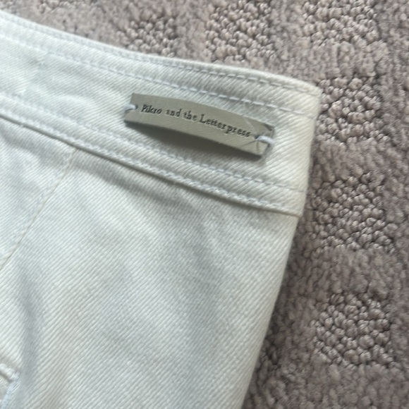 Pilcro high rise bootcut Jean size 30 - Picture 4 of 9